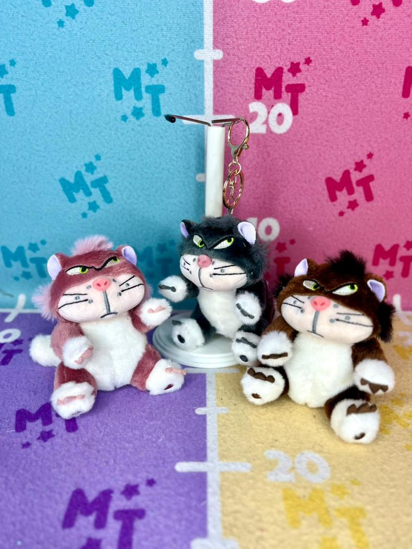 Llavero gato lucifer x3