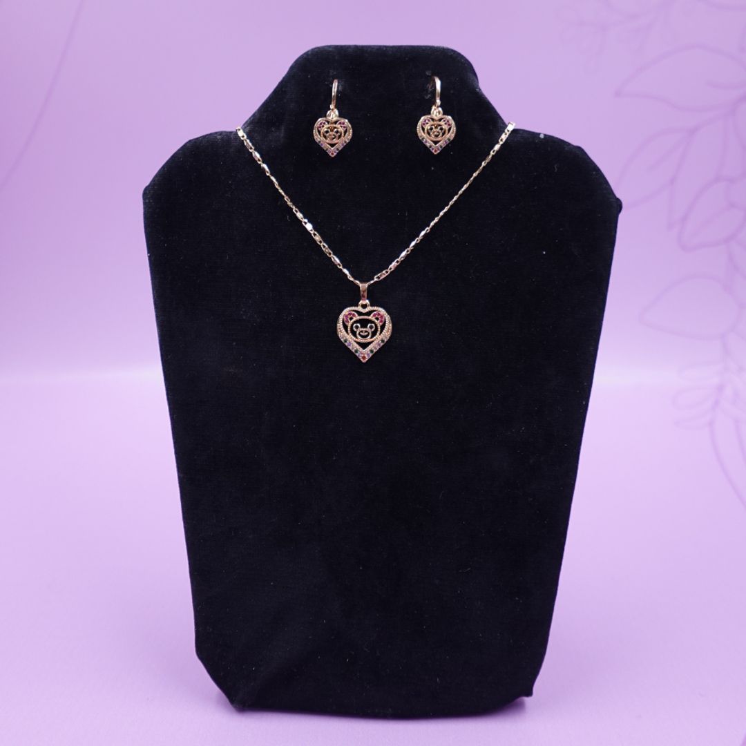 COLLAR CORAZON OSO + ARETAS