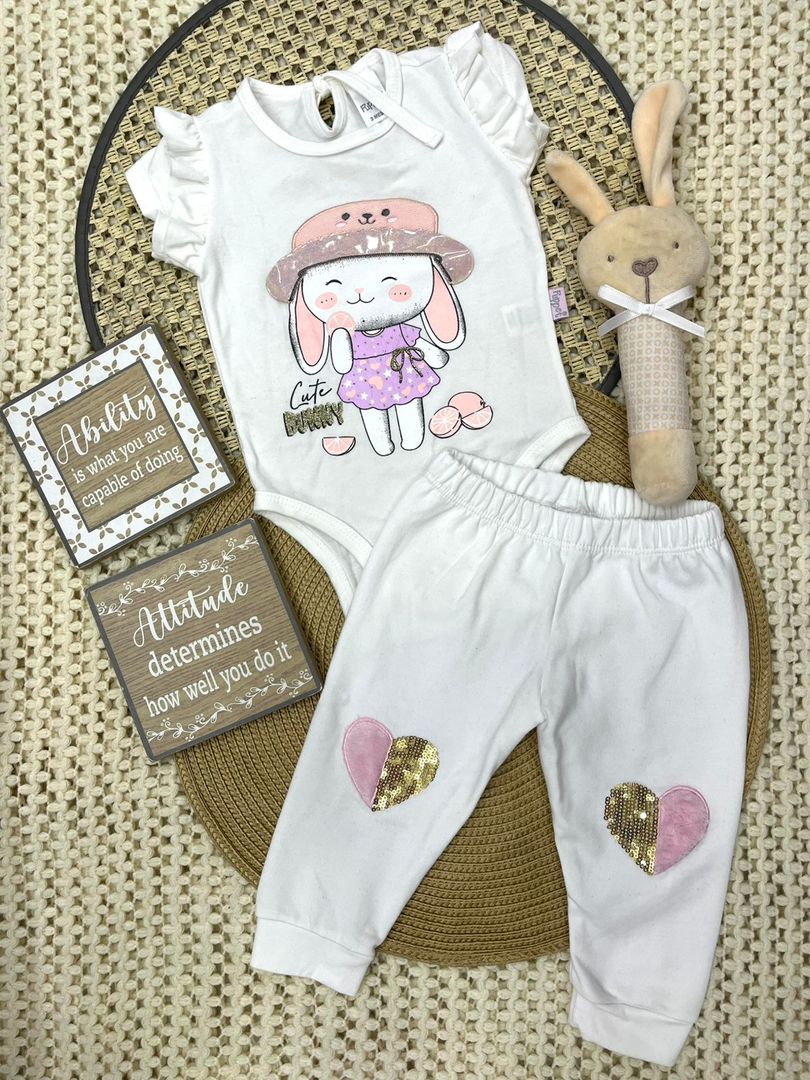 Conjunto leguis bebita