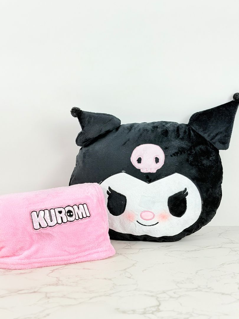 COBIJA KUROMI CARITAS