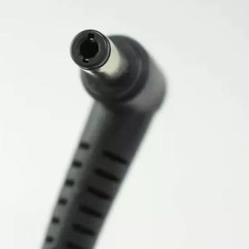 Toshiba 19V 4.7A - imagen 1