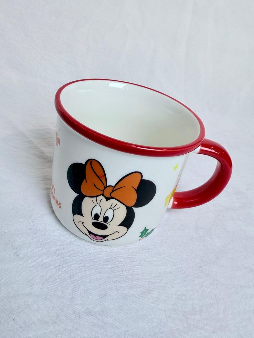 Mugs