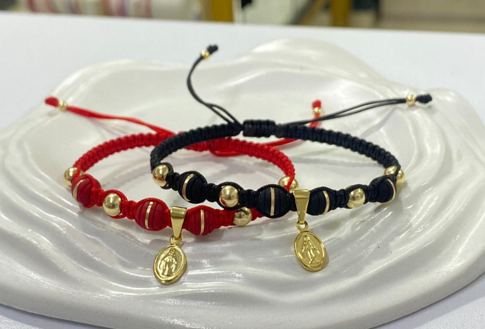 Pulsera virgen milagrosa balin 5mm y neopreno 6mm