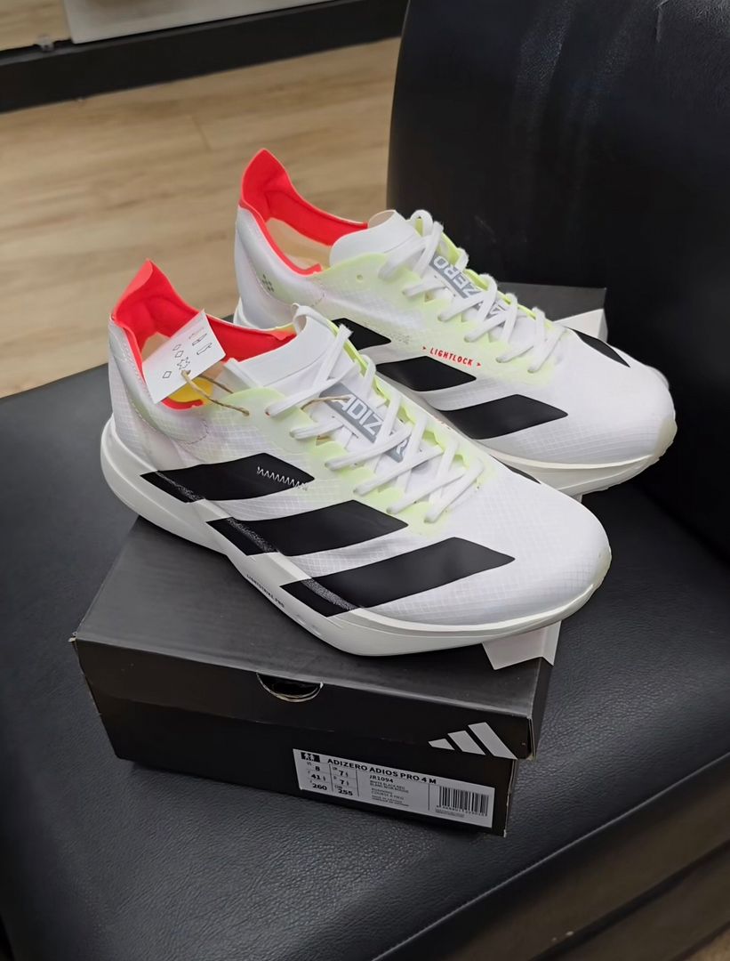 Adizero adiós pro 4