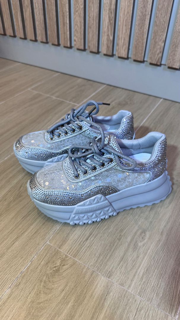 Tenis bajos Vel importado 