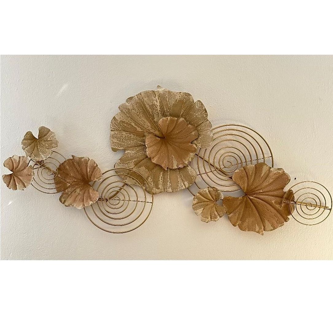 Cuadro para pared en latón.