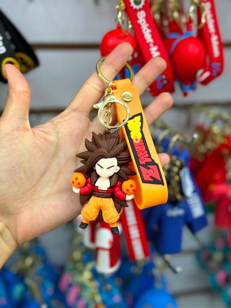 000 GOKU SUPER SAIYAN 4