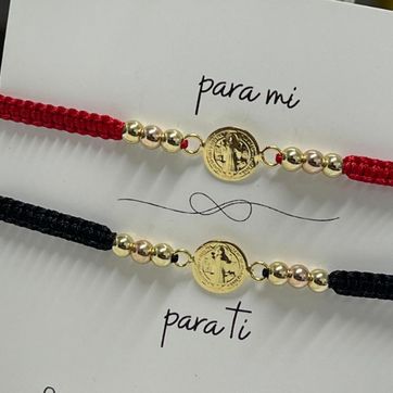 Imagen del producto par pulseras san benito pequeño balin 4mm