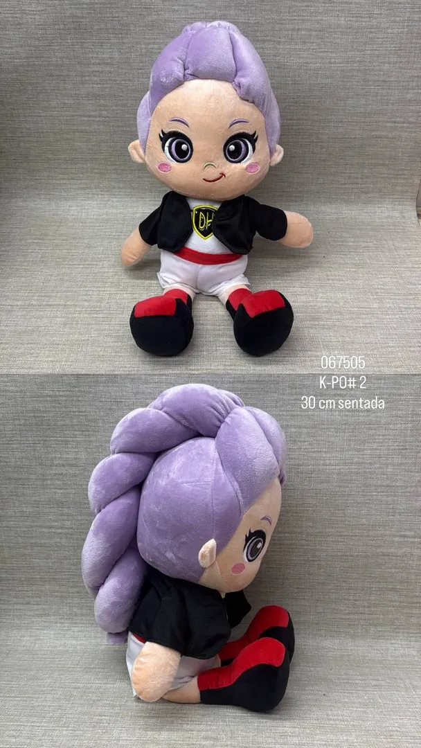 RUMÍ (GUERRERA K-POP) 30 CM