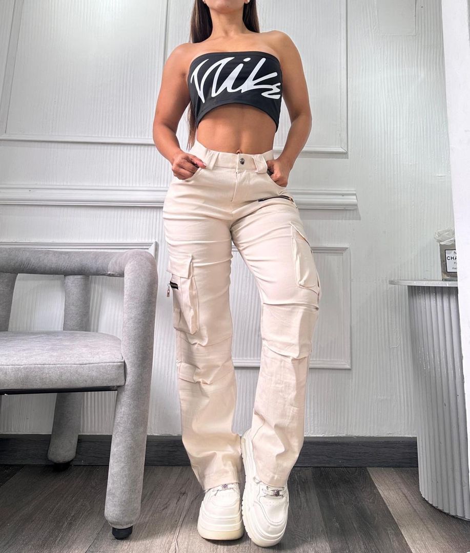 Pantalón cargo