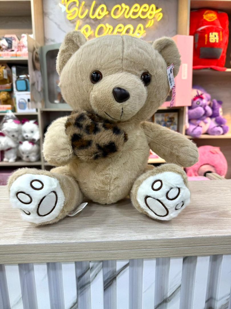 OSO CORAZON ANIMAL PRINT 30cm 