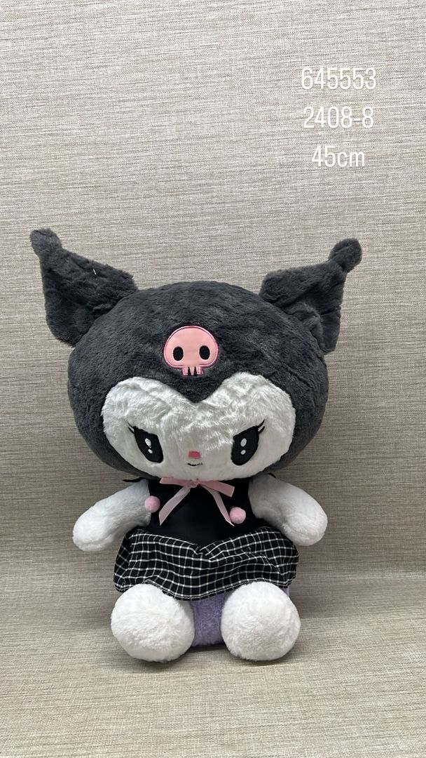 KUROMI NEGRA CON VESTIDO DE CUADROS 