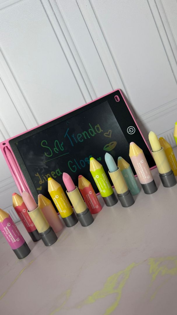 BÁLSAMO LABIAL FORMA DE LÁPIZ 
