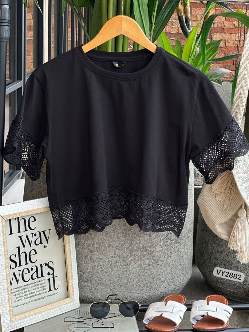 BLUSA CAPRI ENCAJE VY2882