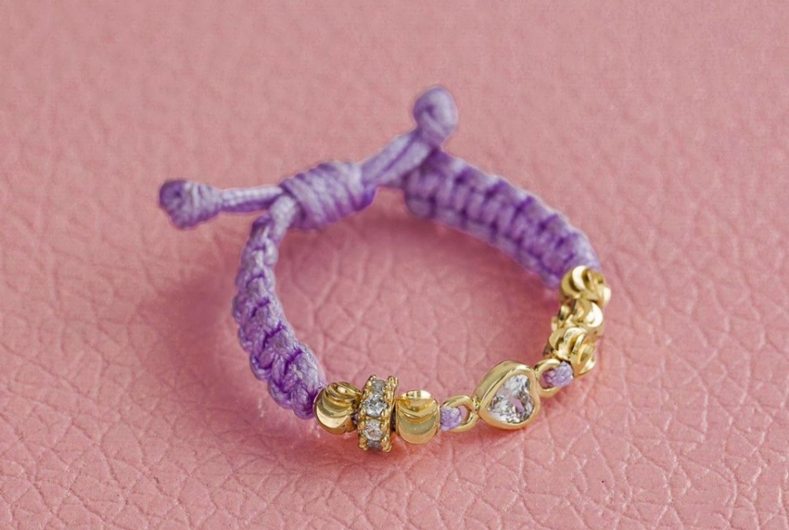 Anillo tejido love 