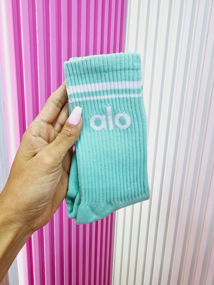 MEDIAS ALO VARIEDAD DE COLORES