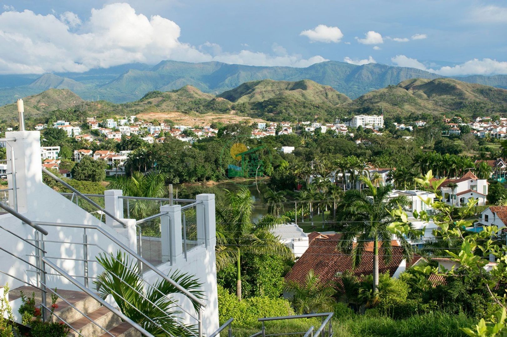 MELGAR  |12 PERSONAS