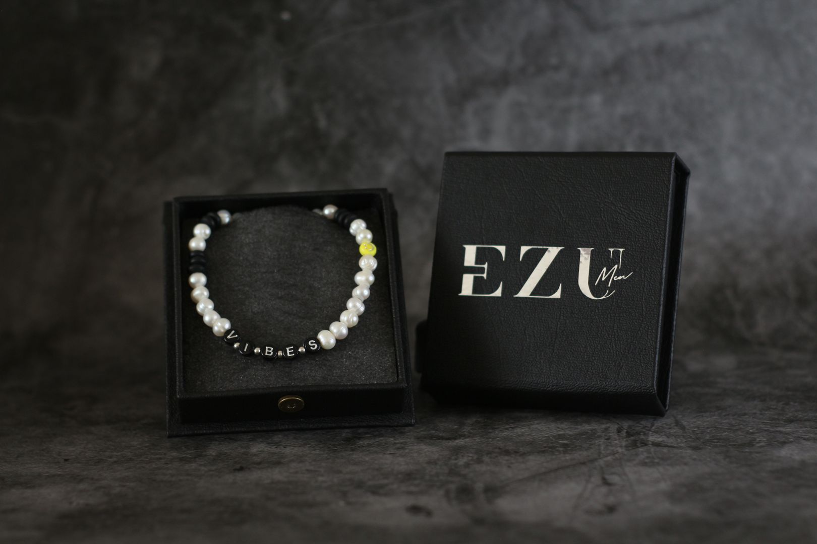 Collar perlas de rio + palabra