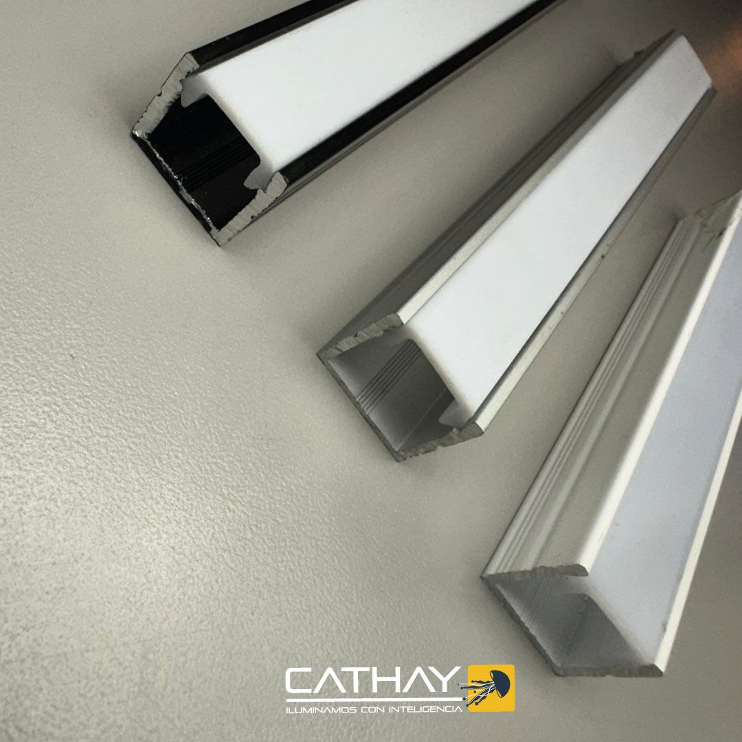 PERFIL DE SOBREPONER MINIMAL x 3mts