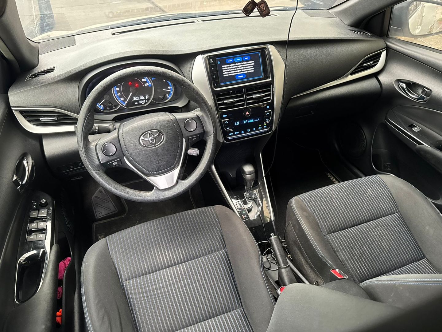 TOYOTA YARIS HATCHBACK XS 2021