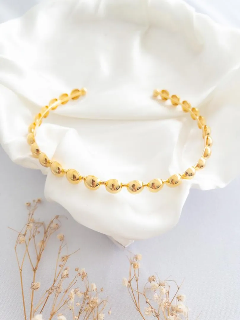 CHOKER NAHID