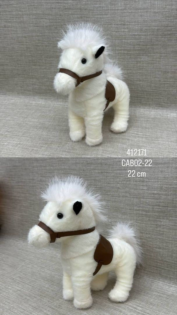 CABALLO CON ACCESORIOS 22 CM