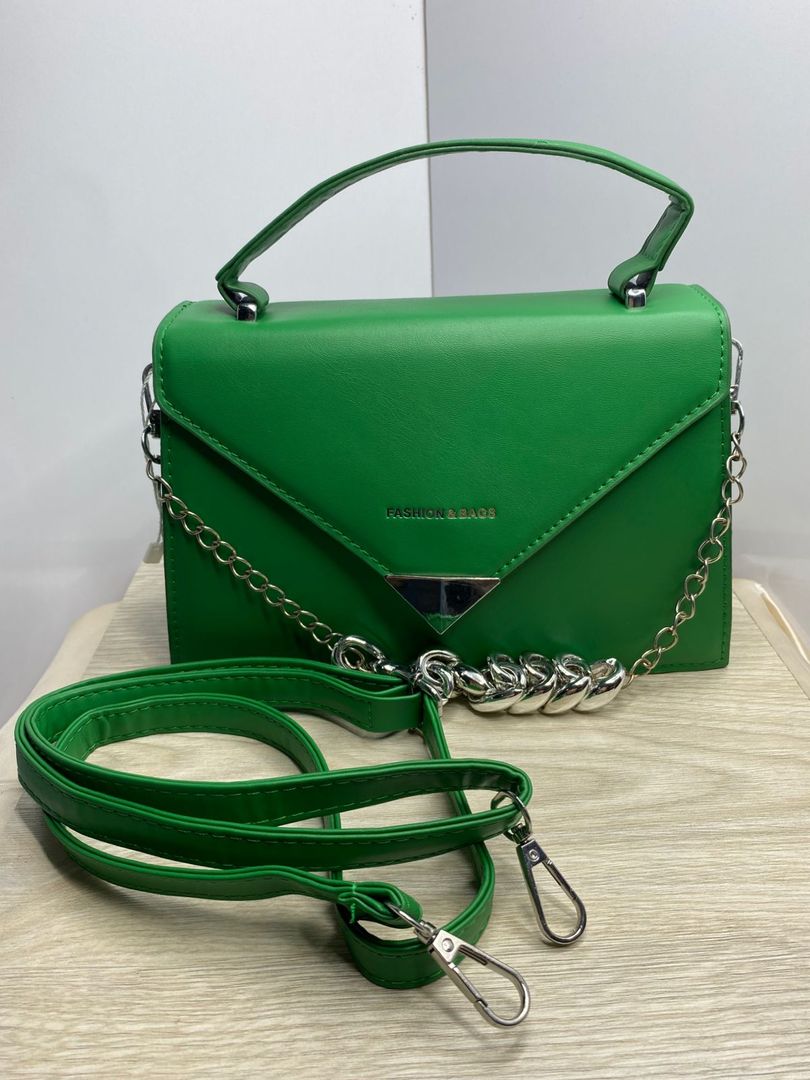 Bolso verde oscuro y verde claro 