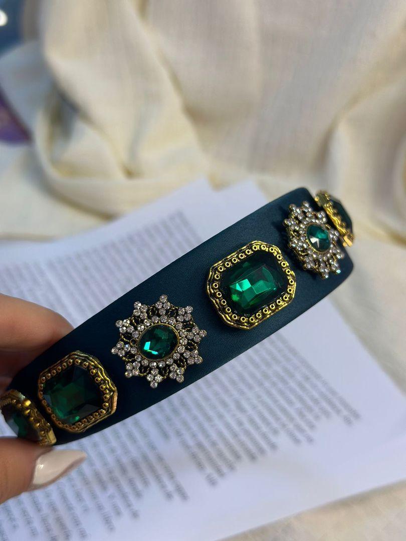 DIADEMA DECORADA