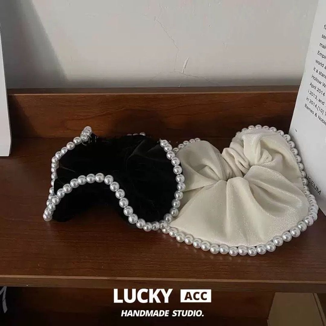 Scrunchie perlas 