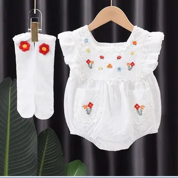 Mameluco blanco flores con medias - imagen 1