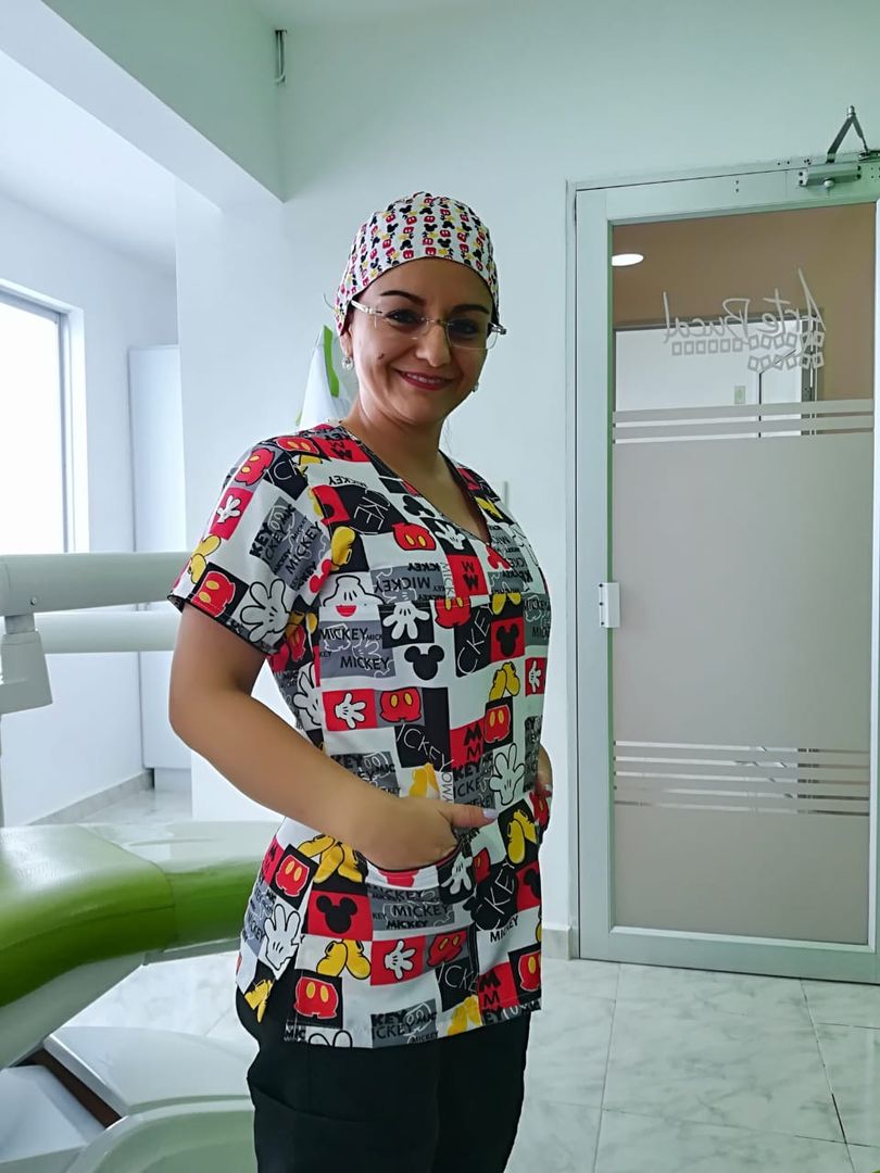 Uniforme Antifluido Estampado Completo 