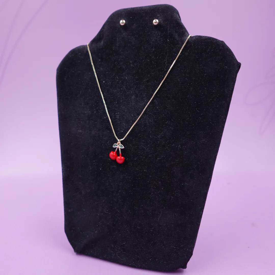 CADENA + ARETAS CEREZA PEQUEÑA