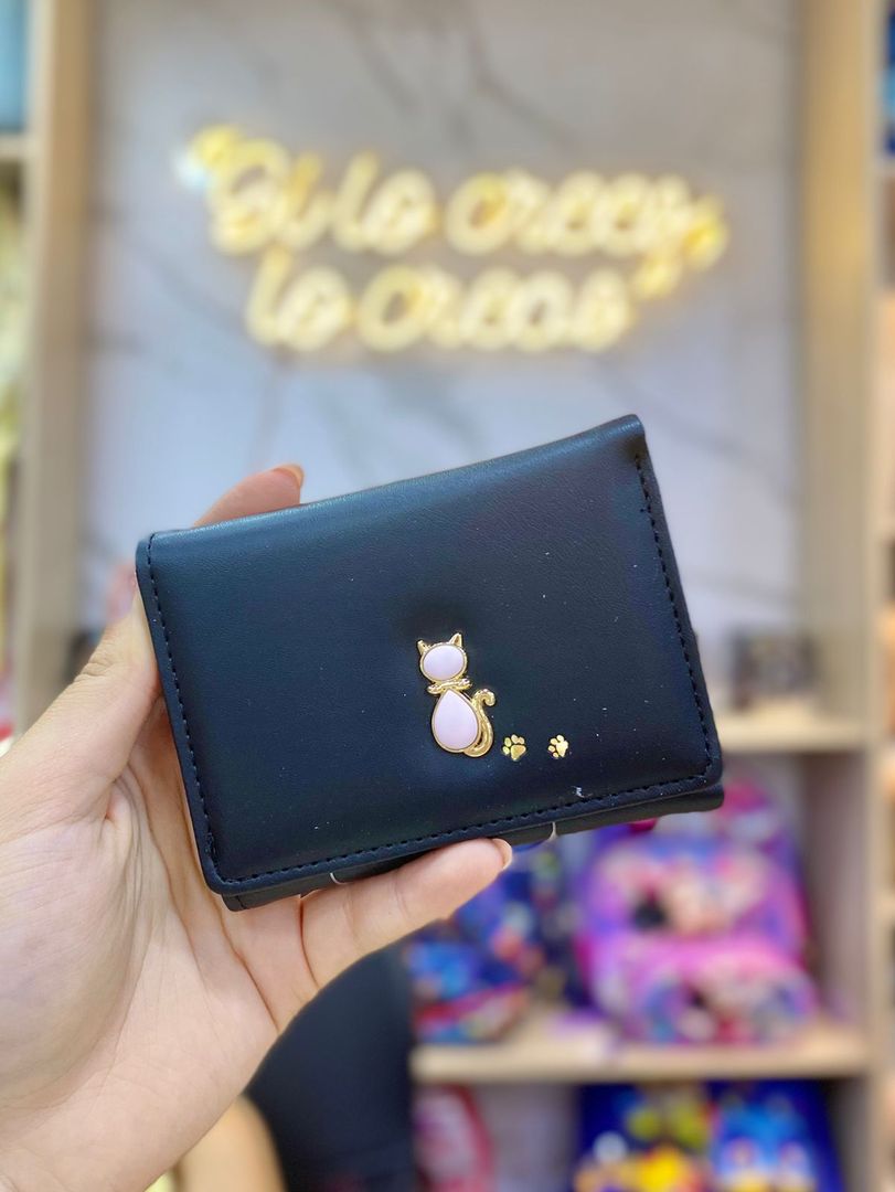 BILLETERA SINTÉTICA GATO Y FLOR