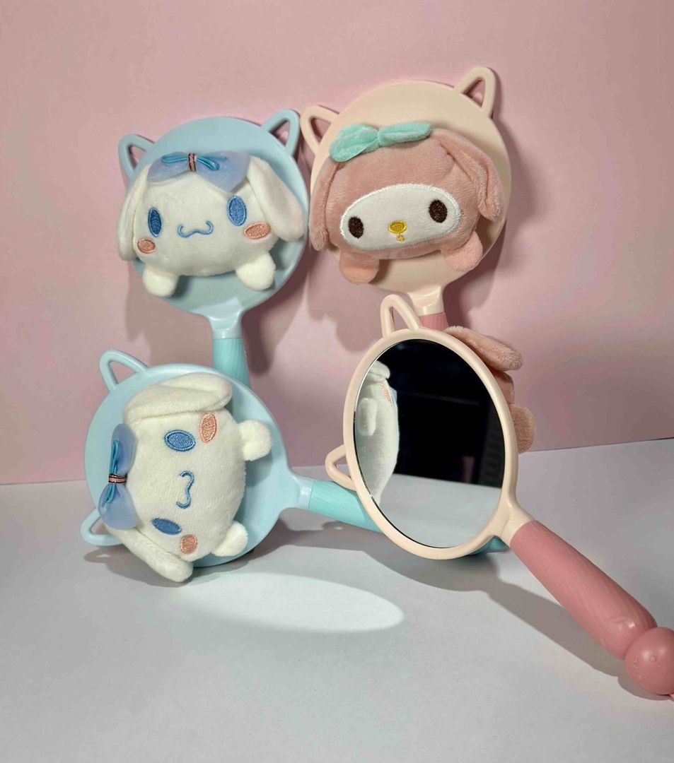 ESPEJO PELUCHE SANRIO