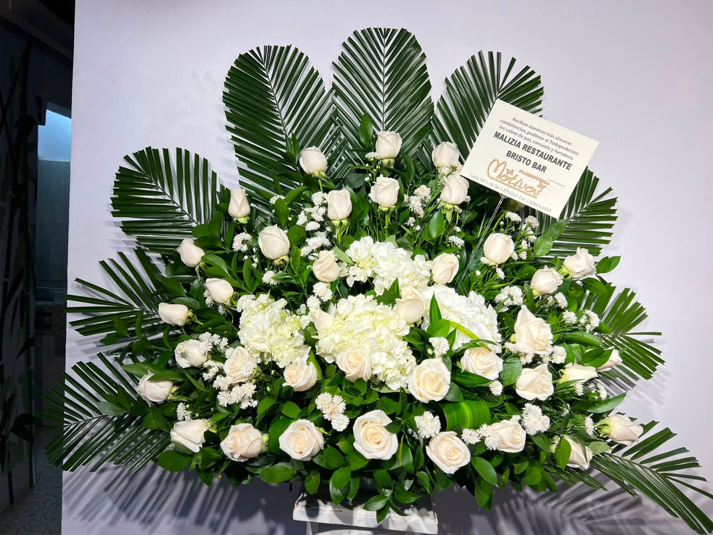 ABANICO FUNEBRE BLANCO