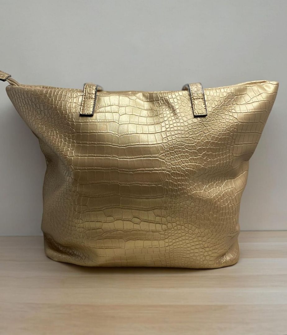 Bolso dorado, verde menta y beige 