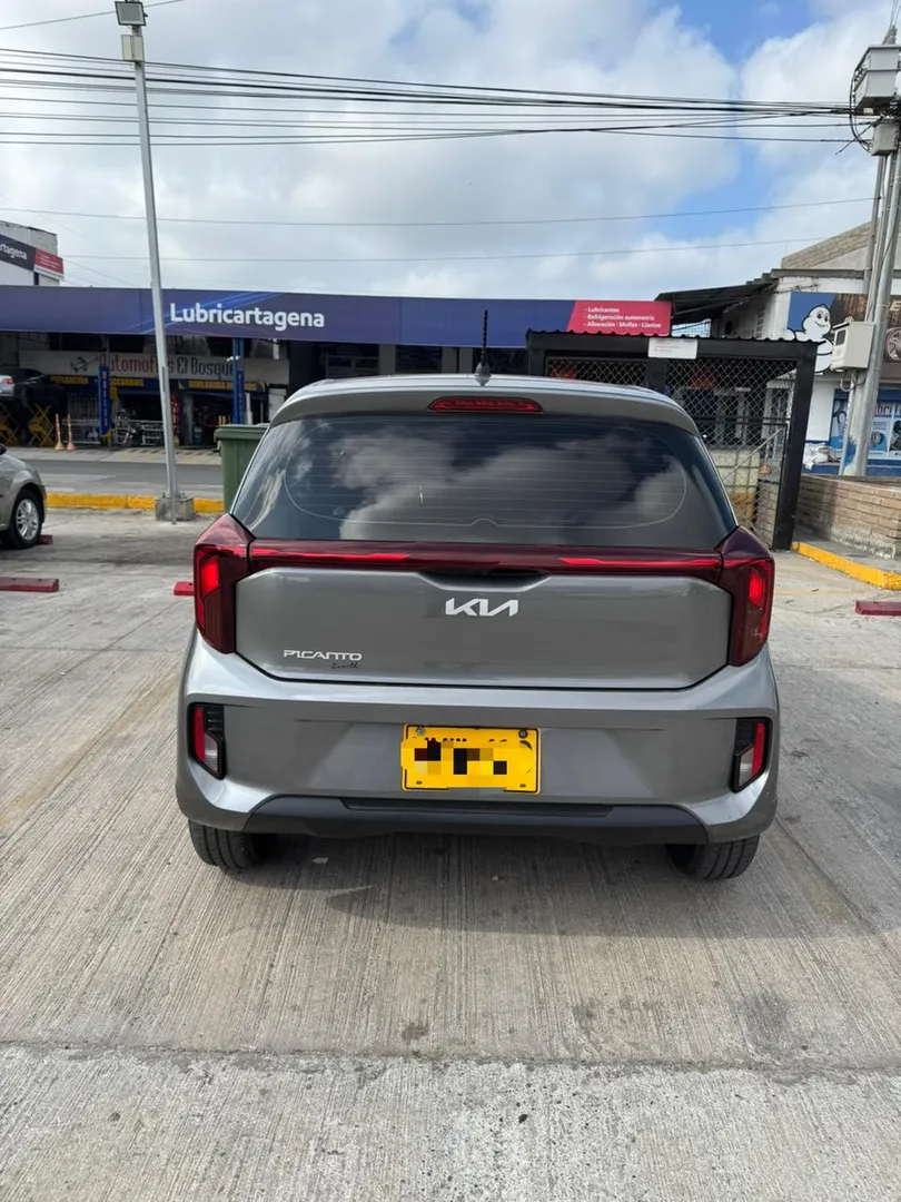 KIA PICANTO AUTOMATICO ZENITH 2025