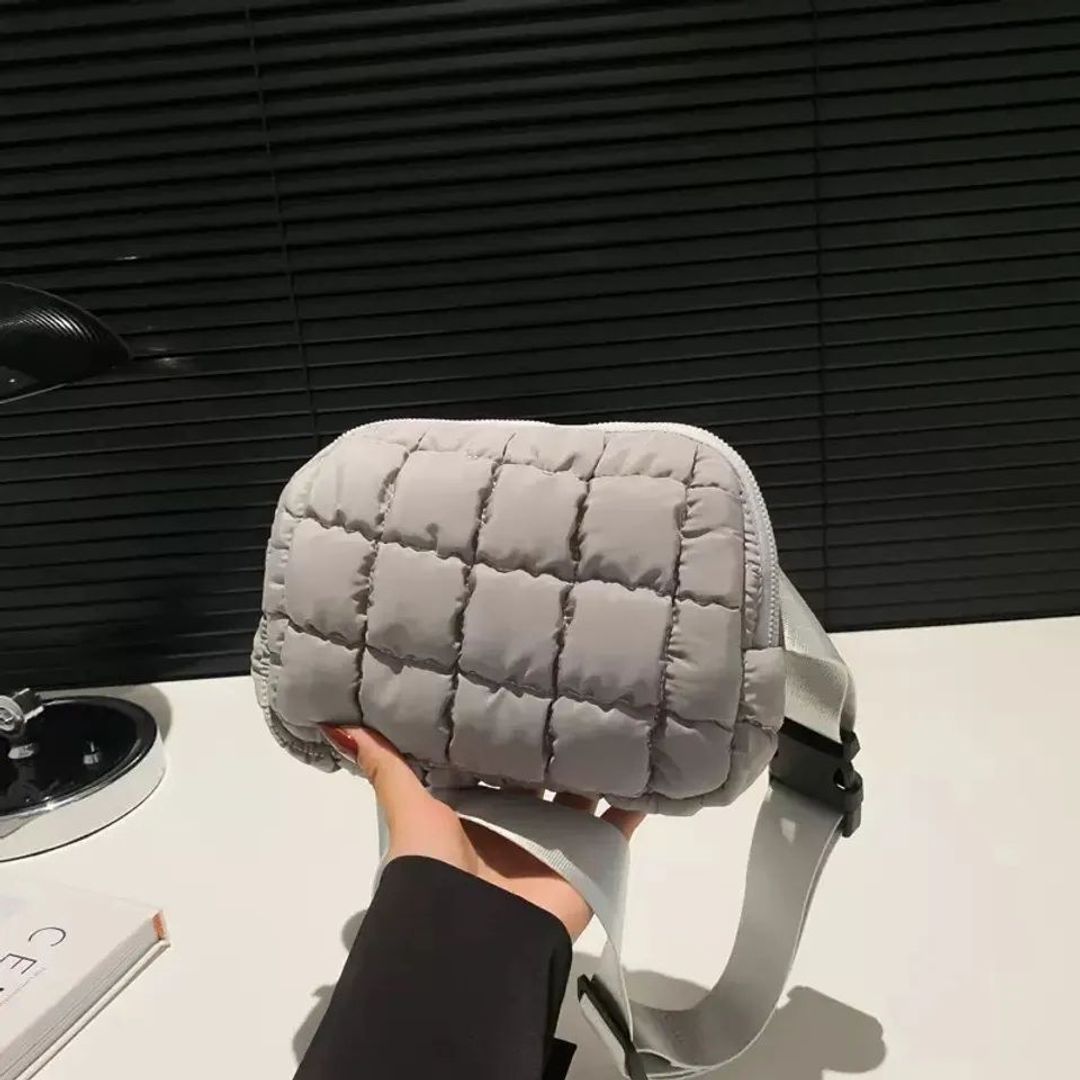 Bolso pechera Puffer Gris