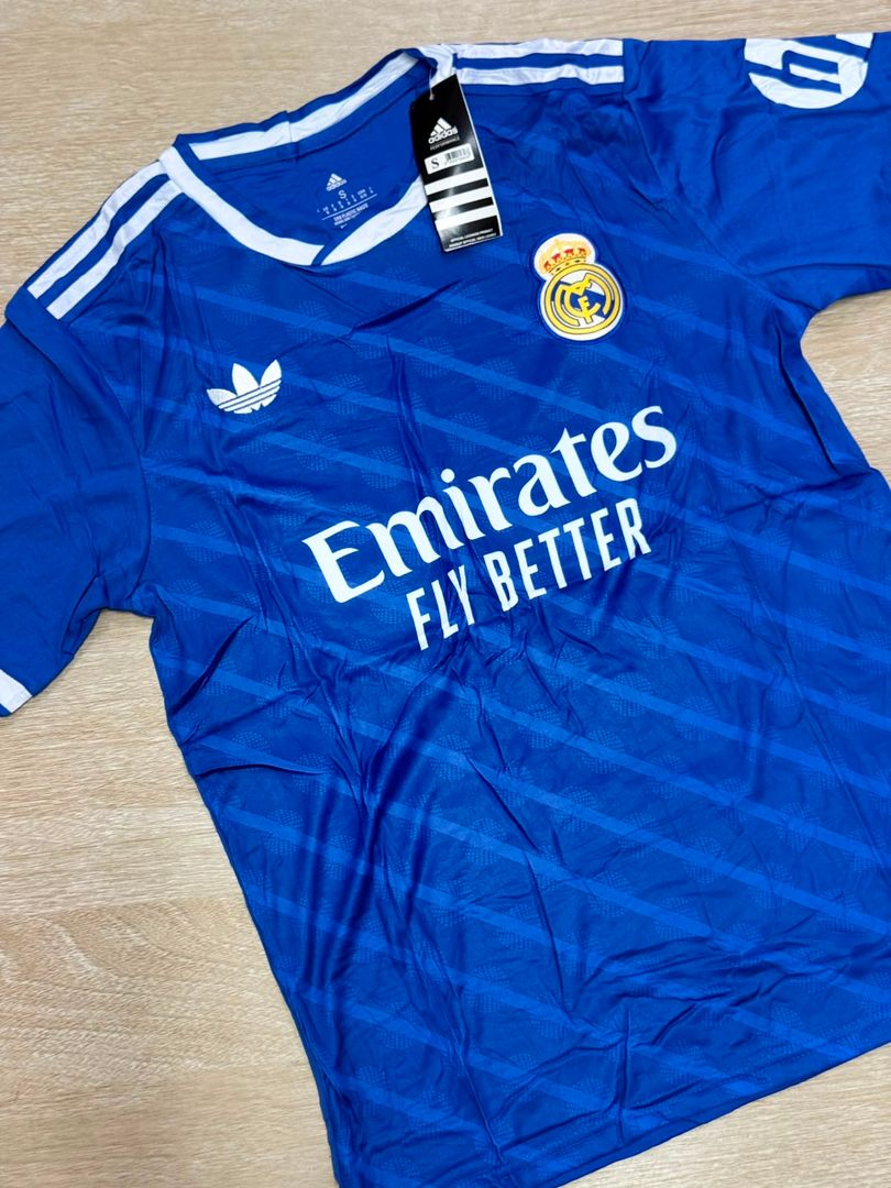 000  REAL MADRID