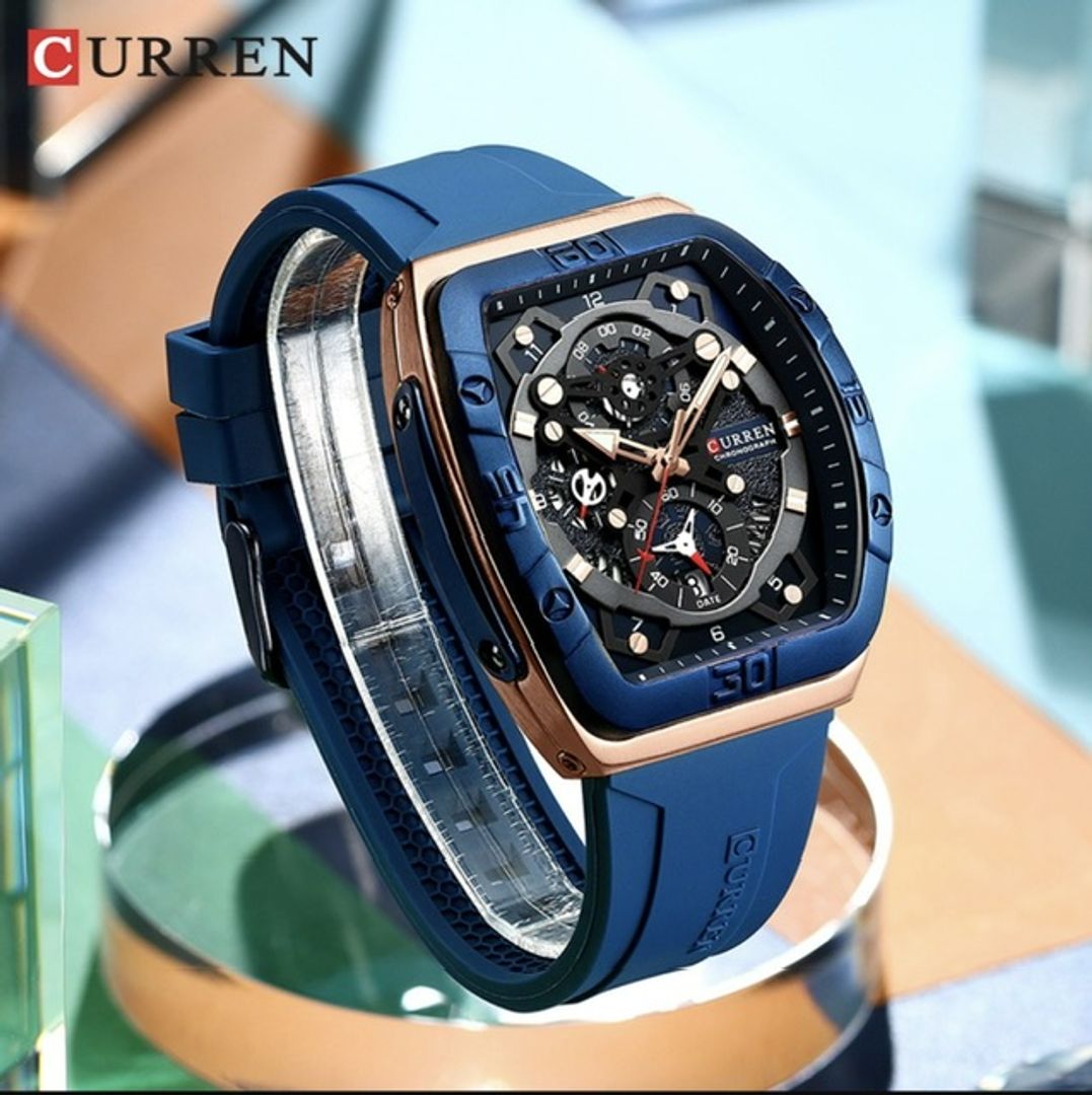 Reloj curren 