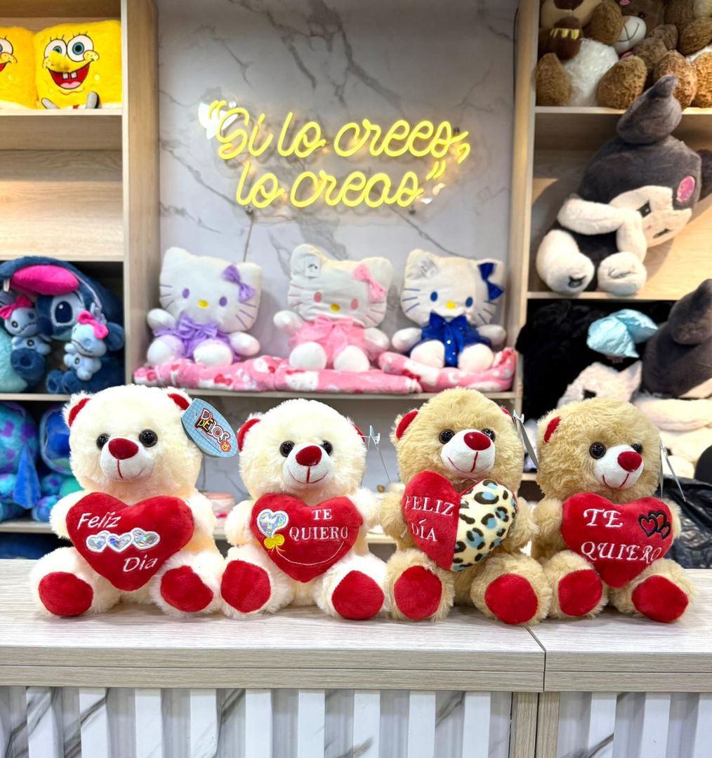 OSO  ANCHETERO FINO CON CORAZON18 cm 