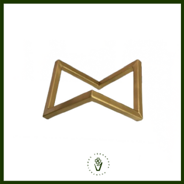 SOPORTE METALICO TRIANGULAR (Dorado) - imagen 1