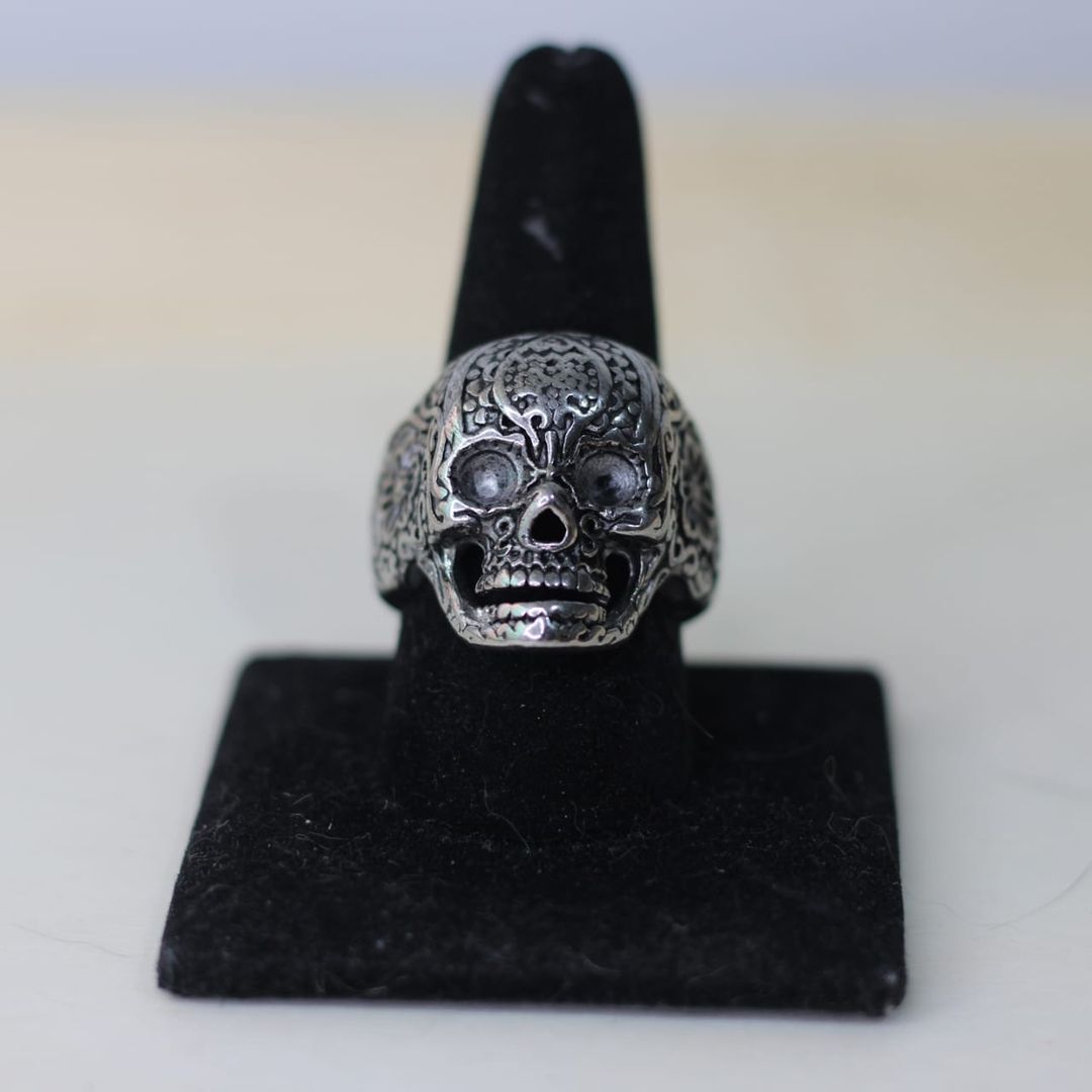 ANILLO CALAVERA FLOR