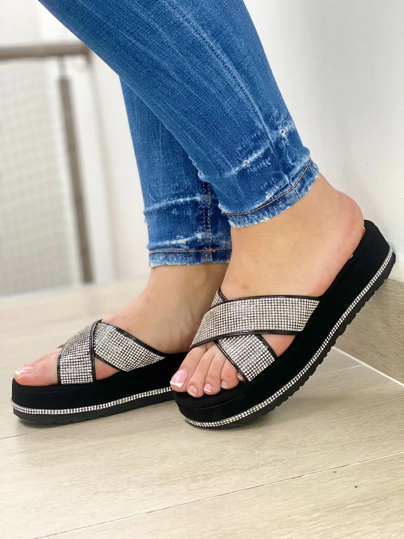 SANDALIA NEGRA MUJER 