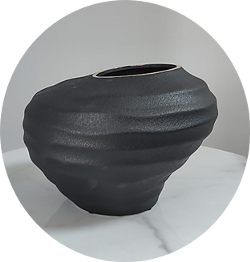 Florero en cerámica negro