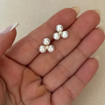 Imagen del producto Arete tres perlas 