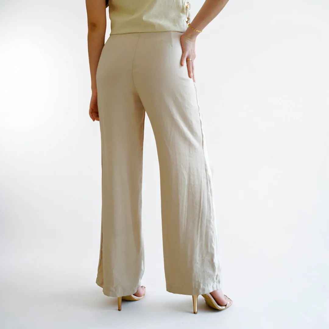 Pantalon beige con correa