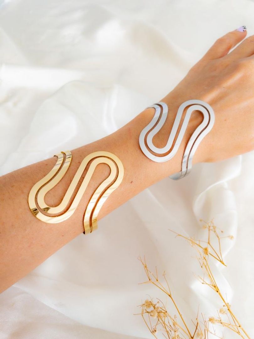 Brazalete curvas 