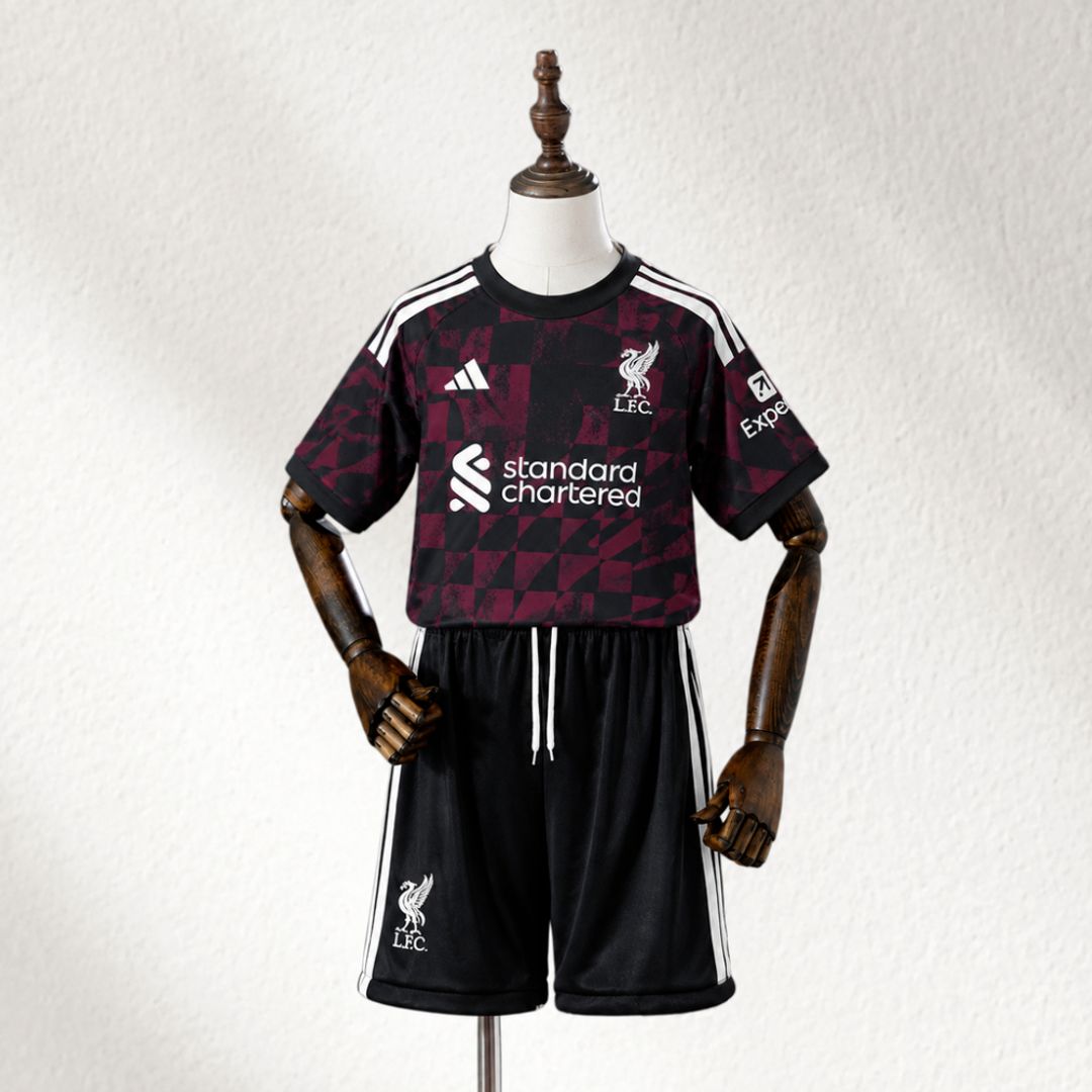 Liverpool 2026-27 Niño Fan
