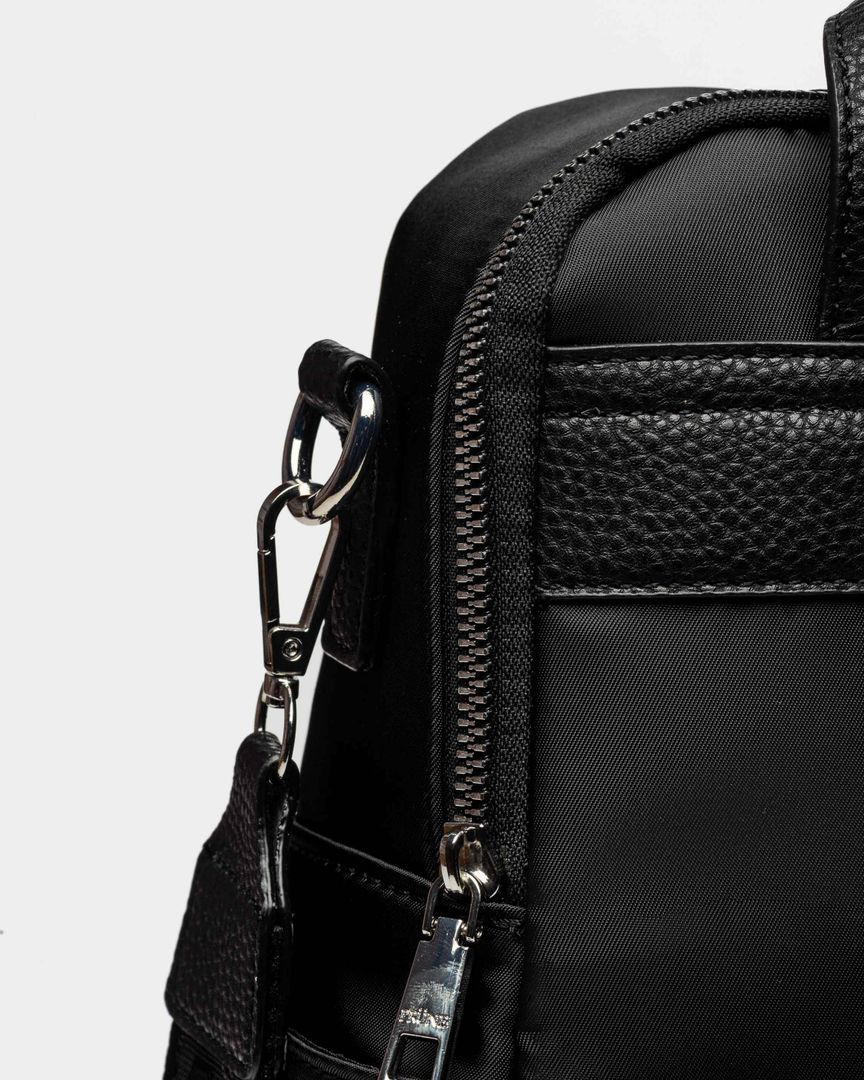MOCHILA ANAKE NYLON NEGRO
